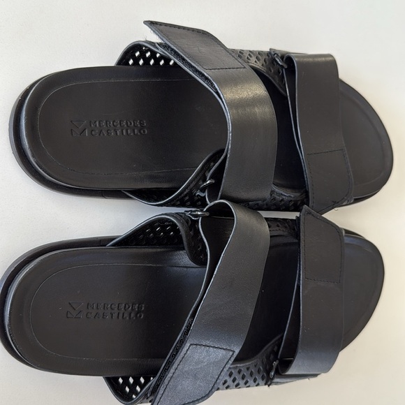 Mercedes Castillo Celynne Slide Sandal Perforated Grip-Strap Black 9.5/ 39.5 - Picture 5 of 16